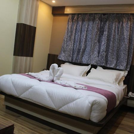 Hotel Oak Namchi Buitenkant foto